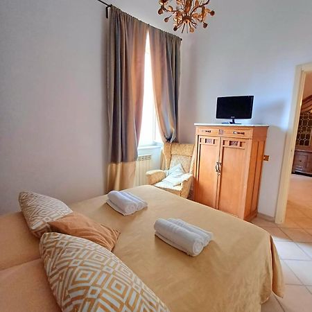 Lucariello Apartment Неаполь Экстерьер фото