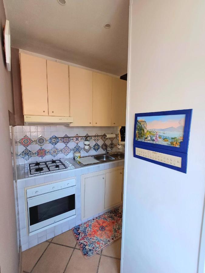 Lucariello Apartment Неаполь Экстерьер фото